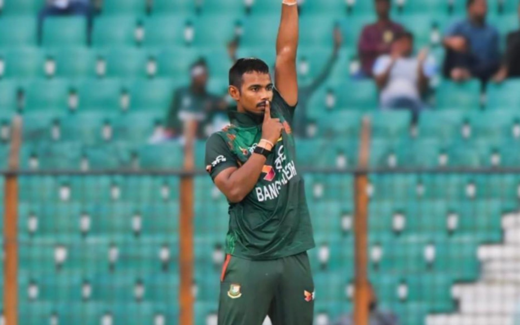 Best Bowling Figures in ODI