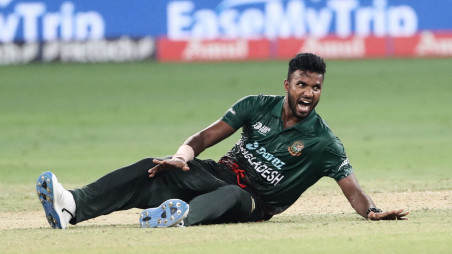 Fastest Wicket Takers for Bangladesh